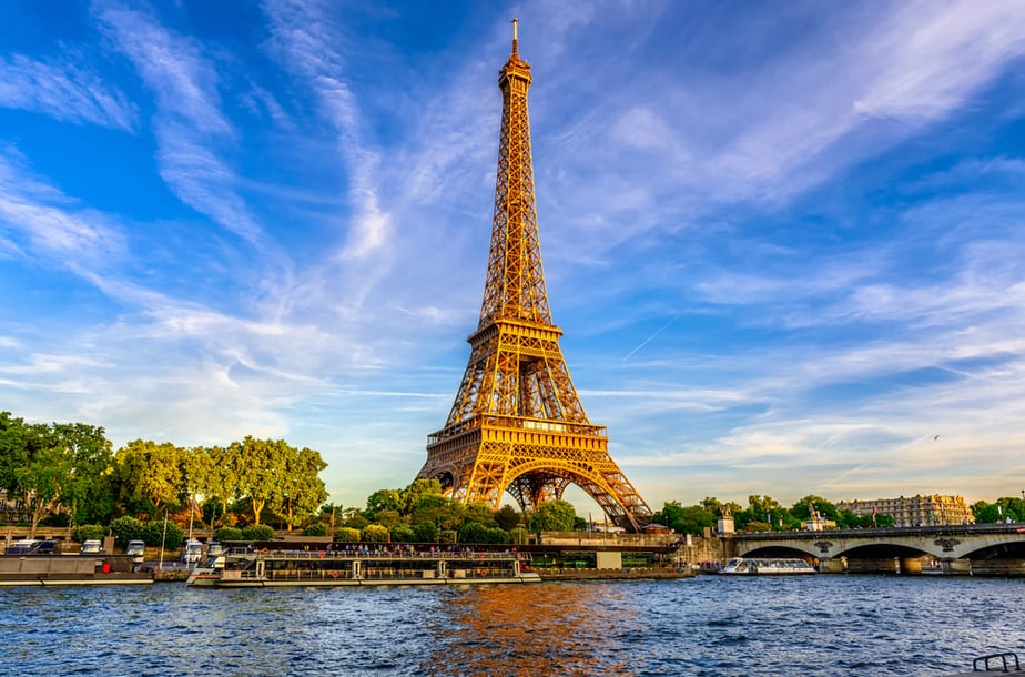 Our Top 5 Luxury Hotels In Paris With An Eiffel Tower View