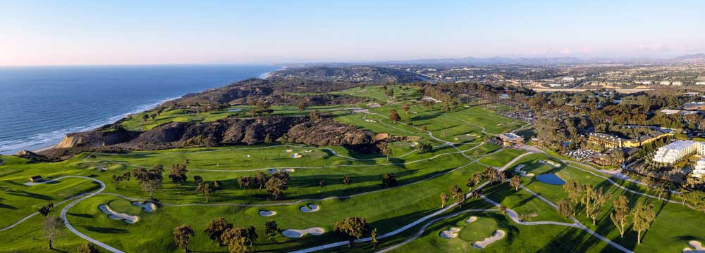 Golf-Course-at-Torrey-Pines-in-La-Jolla,-California