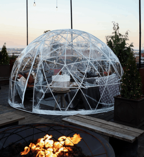 Igloos on rooftop of luxury hotel in Nashville
