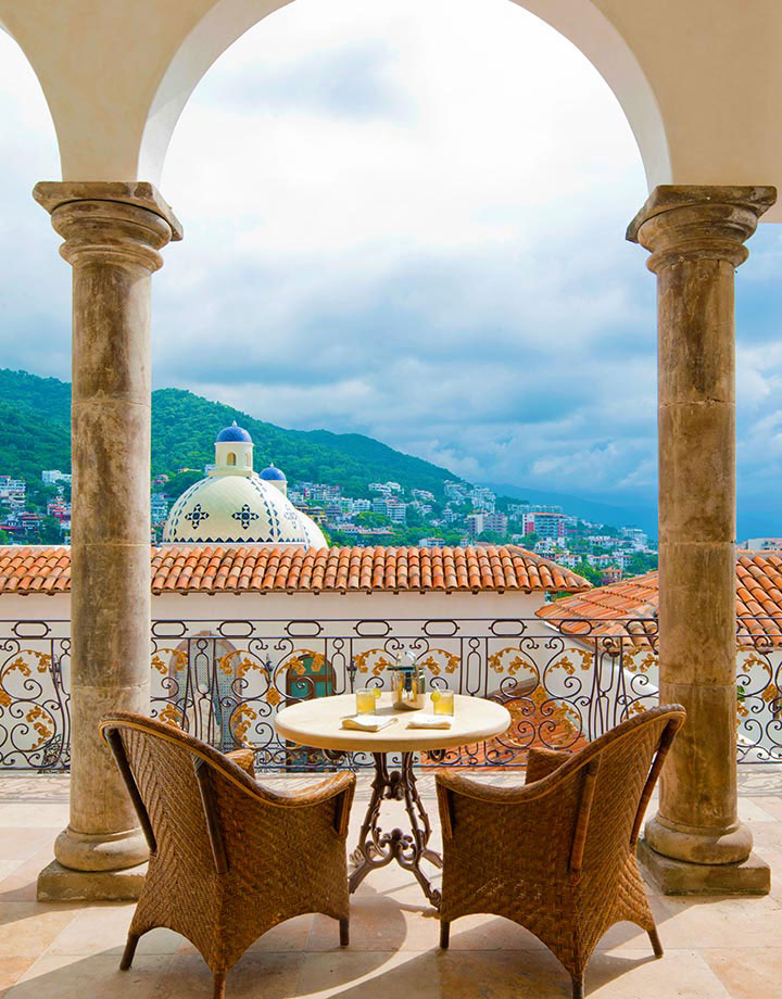 Jungle-view-from-top-luxury-hotels-in-puerto-vallarta