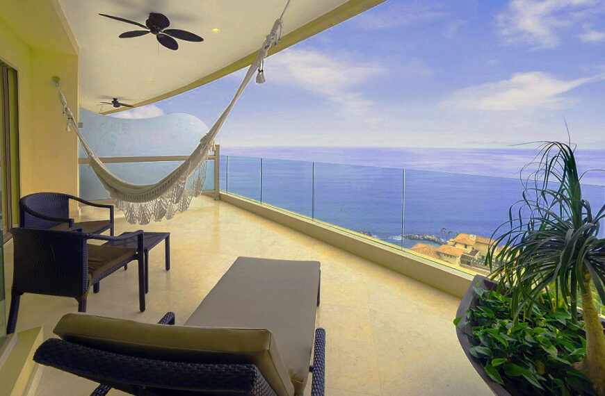 5 Top Luxury Hotels In Puerto Vallarta-Chillin’ By The Sea