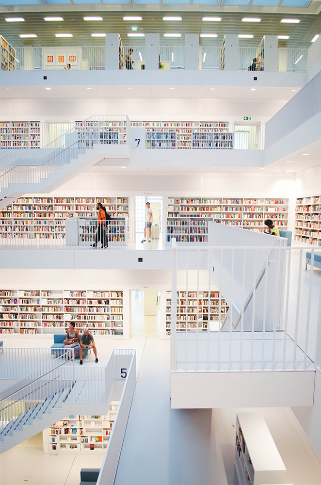 light-minimalistic-interior-of-a-white-Stuttgart-city-library