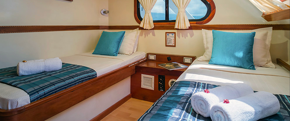 yacht-cabin